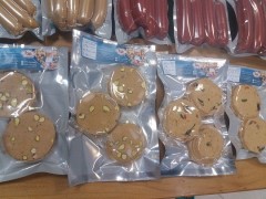 کالباس بوقلمون با مغز پسته ارگانيک