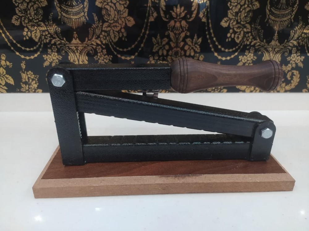بادام شکن آپارتمانی گردو شکن خانگی